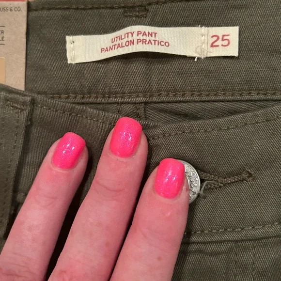 Levi’s Utility Pants Olive Green Slim Ankle Mid Rise 25x27 NWT Workwear - Picture 5 of 10